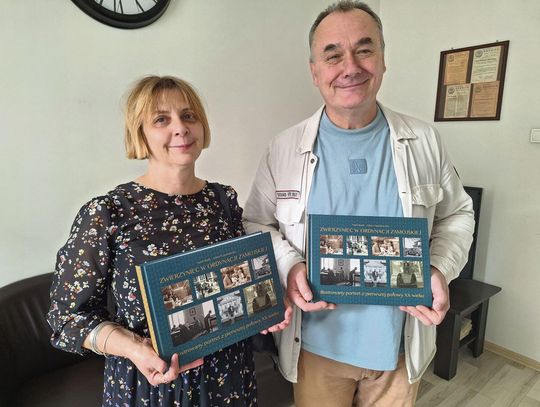 Anna Rudy i Adam Gąsianowski są autorami albumu pt. „Zwierzyniec w Ordynacji Zamojskiej. Ilustrowany portret z pierwszej połowy XX wieku”. Fot. Piotr Pyrkosz