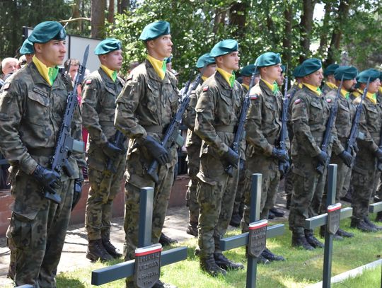 Osuchy nie zapominają – 81. rocznica bitwy [ZDJĘCIA]