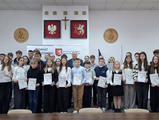 Oto laureaci konkursu "Śladami Króla". Udział brało ponad 300 uczniów z powiatu tomaszowskiego!