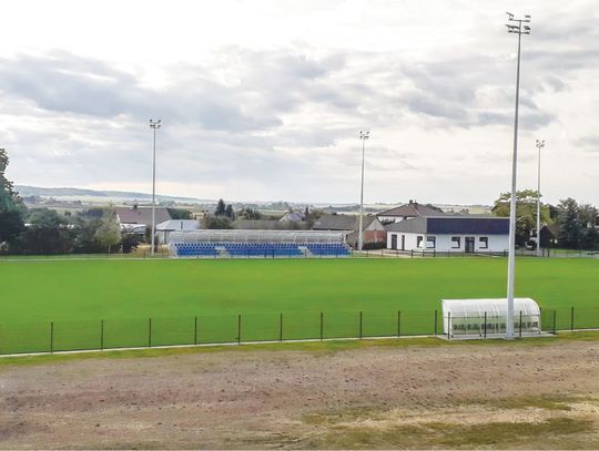 Budowa stadionu w Łabuniach jest jedną z największych gminnych inwestycji ostatnich lat.