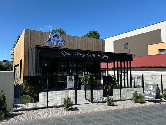 „Dwa Pstrągi Bistro & Sklep” – to nowa ale już doskonale rozpoznawalna markę gastronomiczna w Zamościu.