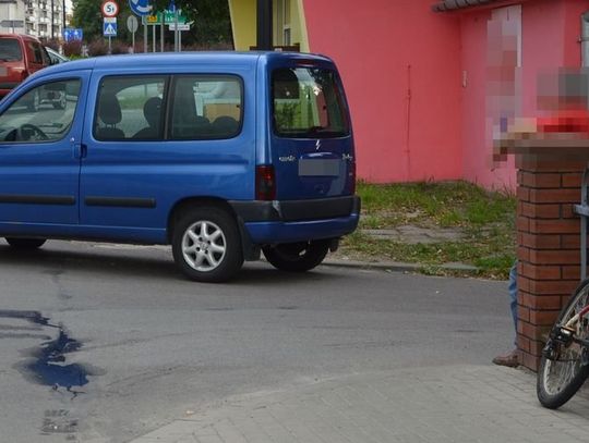 Pijany jechał rowerem bez hamulców i pod prąd. Trafił do szpitala