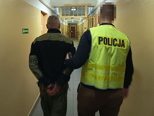 Policjanci podczas interwencji domowej zatrzymali 32-latka.