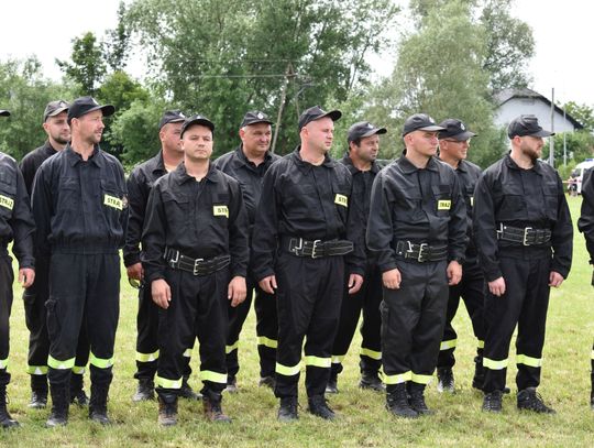 Płusy: Zawody sportowo-pożarnicze [ZDJĘCIA]