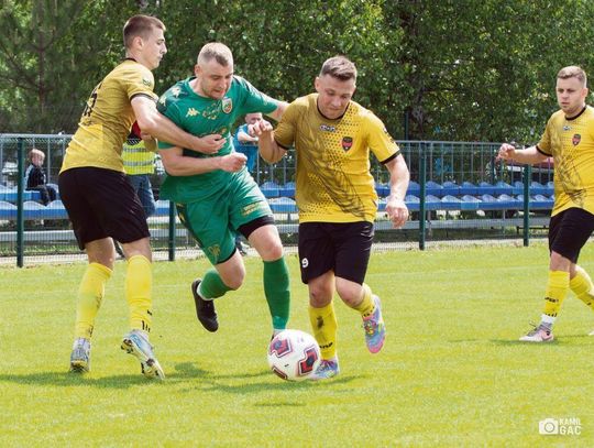 Hetman Zamość jeszcze na boisku w Rożdżałowie wygrał z Kłosem Gmina Chełm.