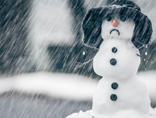 Przed nami gwałtowna zmiana pogody. Synoptycy ostrzegają przed marznącym deszczem.