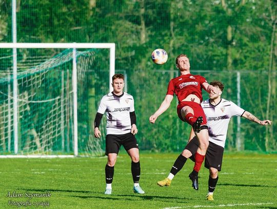 Drużyna piłkarska z gminy Tomaszów Lubelski wygrała na wyjeździe z Olimpiakosem Tarnogród 3:0 (2:0).