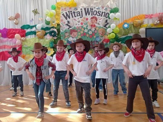 20 marca w Szkole Podstawowej nr 7 z Oddziałami Integracyjnymi im. Adama Mickiewicza w Zamościu odbył się Dzień Talentów pod hasłem „Pokaż, co potrafisz!”.