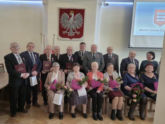 Pół wieku razem! Burmistrz Szczebrzeszyna uhonorował „Złote Pary” [ZDJĘCIA]