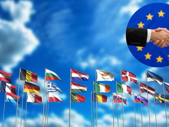 Polacy o polexicie. Najnowszy sondaż nie pozostawia złudzeń Czy Polska powinna pozostać w Unii Europejskiej?