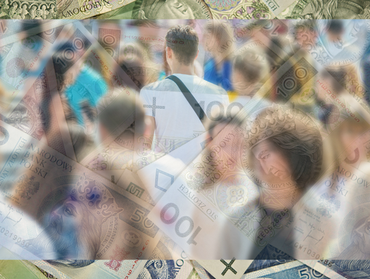 Odkładanie pieniędzy jest coraz popularniejsze.