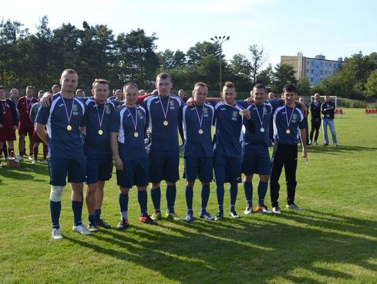 Policjanci z Tomaszowa Lubelskiego najlepsi na piłkarskim turnieju w Rudniku