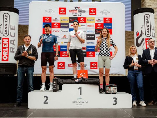 Policjantka z Zamościa stanęła na podium Orlen Lang Team Race w Arłamowie. Monika Mazur zdobyła 2. miejsce.