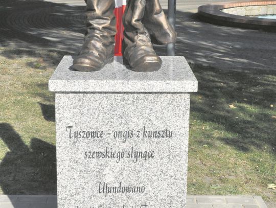 Pomnik słynnych butów w Tyszowcach