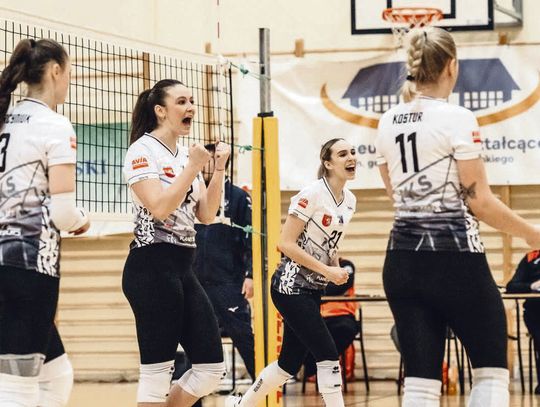 Pomyślny rewanż. Tomasovia Tomaszów Lubelski zamieniła się miejscami z AZS UMCS Lublin Siatkarki Tomasovii Tomaszów Lubelski wygrały w trzech setach z AZS UMCS Lublin.