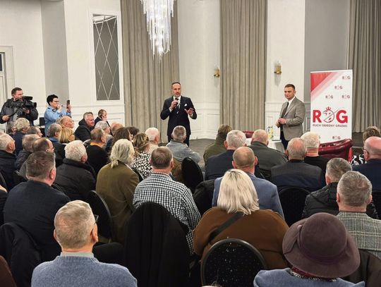 Na spotkanie z posłem Kowalskim i liderem ROG przybyło ponad 130 osób.