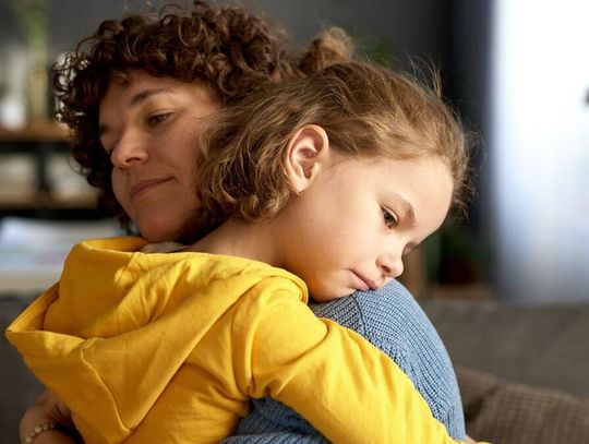 Alimenty natychmiastowe to proteza, która ma wspomóc matkę z dzieckiem w sytuacji, kiedy ojciec nie płaci.