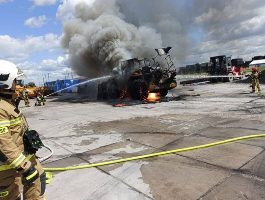 Pożar ładowarki na stacji Zamość-Bortatycze.