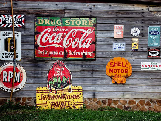 Pozycjonowanie stron na tle innych popularnych metod marketingu. Oto krótkie porównanie