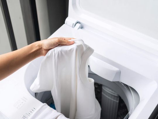 Pralka Whirlpool ładowana od góry - jaki model do 2000 zł wybrać?