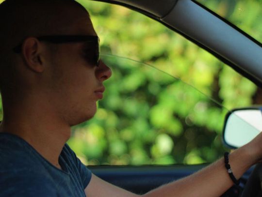 17-latek będzie mógł prowadzić samochód – wynika z nowelizacji przepisów przedstawionych przez Ministerstwo Infrastruktury.