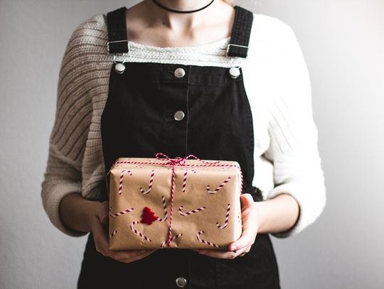 PREZENT NA 5 ROCZNICĘ DLA CHŁOPAKA – JAK GO ZASKOCZYĆ?