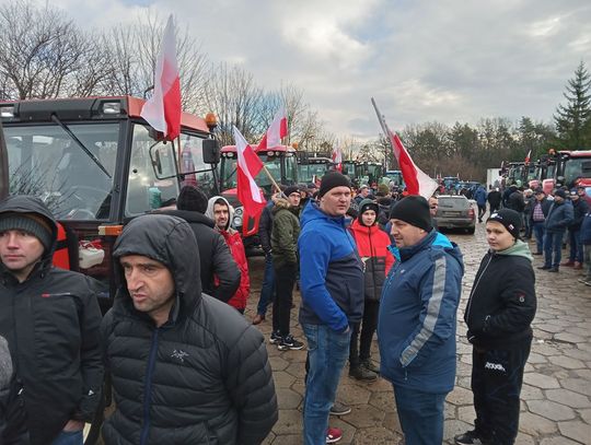 Rolnicy, także z powiatu zamojskiego, protestują w Chełmie. Walczą o godną przyszłość