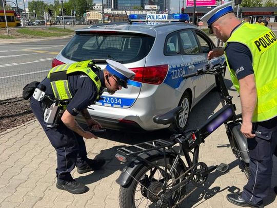Pułapka chińskich rowerów elektrycznych. Policja sypie mandatami