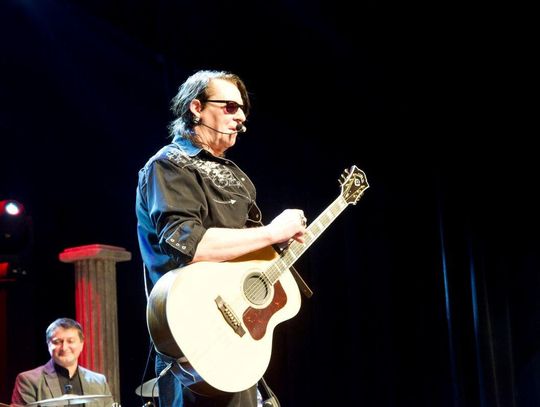 Radni o koncercie Maleńczuka w Zamościu. Prezydent Kudela: Wnioski wyciągniemy Maleńczuk na scenie w ZDK Zamość.