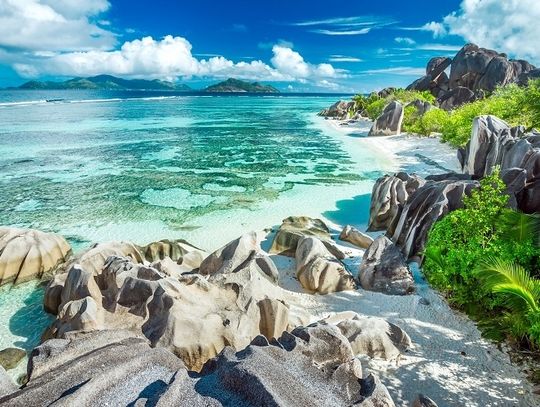 Rajskie wyspy na zimowe wakacje - Seszele i Fidżi