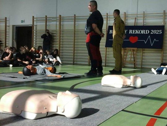 Rekord, który może uratować życie. Szkoła w Uchaniach znów go pobiła
