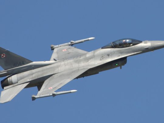 Około godziny 2 w nocy kilkanaście dronów wleciało w polską przestrzeń. Część została zestrzelona.