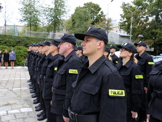 Są nowi policjanci, m.in. w Zamościu i Hrubieszowie (ZDJĘCIA, FILM)