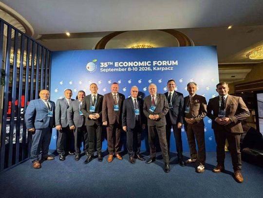 Przedstawiciele samorządów powiatu tomaszowskiego uczestniczyli w obradach zarówno jako słuchacze, jak i paneliści.