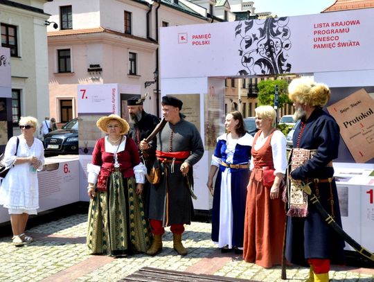 Skarby dziedzictwa narodowego na Rynku Solnym w Zamościu