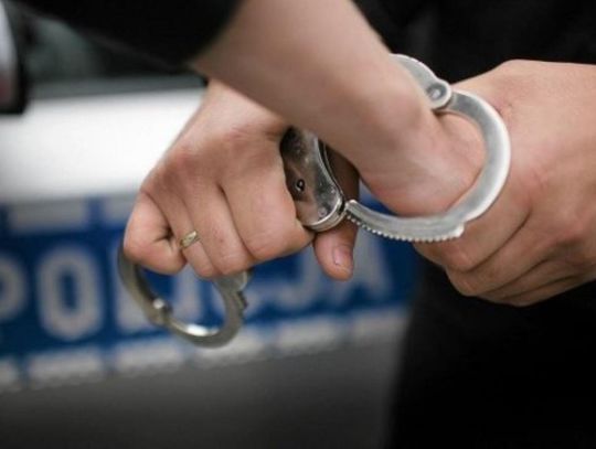 Sebastian P. został oskarżony o to, że w ramach działalności kierowanej przez siebie zorganizowanej grupy przestępczej dopuścił się prania pieniędzy pochodzących z przestępstw będących przedmiotem jej działalności.