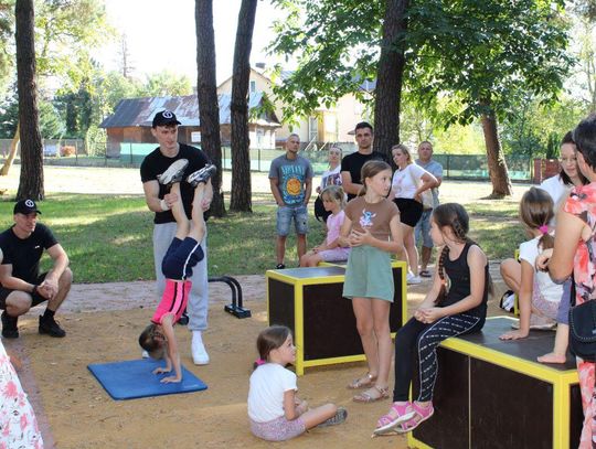 Sportowa niedziela dla rodzin. Przetestowali Powiatowe Centrum Treningowe [ZDJĘCIA]