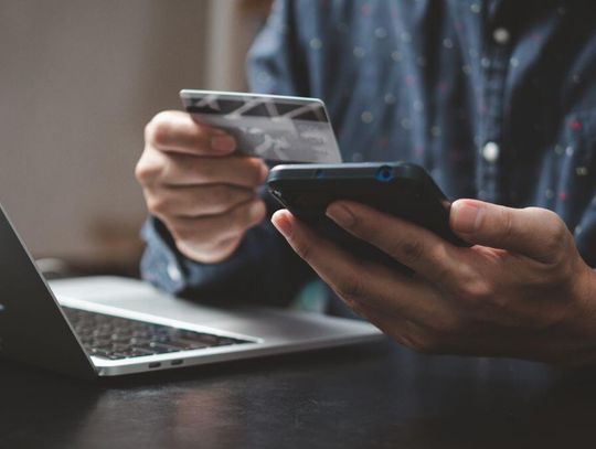 Zgodnie z nowymi przepisami platformy zakupowe przesłały fiskusowi informacje o swoich klientach.