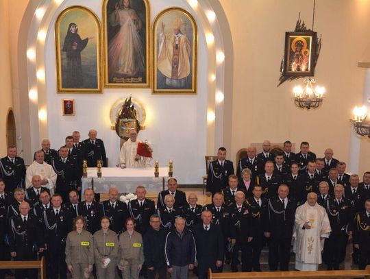 6 listopada w kościele pw. Miłosierdzia Bożego w Zamościu odbyło się nabożeństwo wspominkowe za zmarłych strażaków z miasta Zamość i powiatu zamojskiego.
