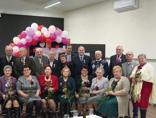 W tym roku złote gody w gminie Sułów świętuje 26 par małżeńskich.