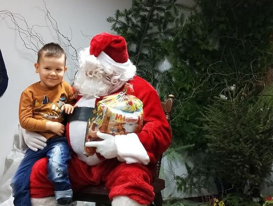 Św. Mikołaj u dzieci w Nowosiółkach