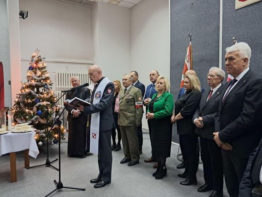 Światowy Związek Żołnierzy AK i Stowarzyszenie Rozwoju Lokalnego Zamojszczyzna na spotkaniu opłatkowym