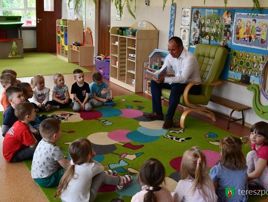 Tereszpol: Wójt Pawluk czytał dzieciom