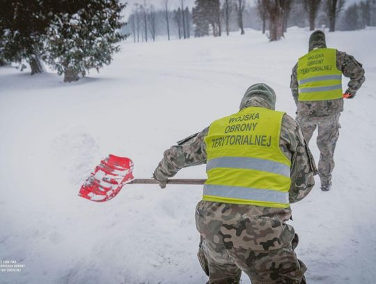 W związku z wystąpieniem intensywnych opadów śniegu w województwie lubelskim Dowódca 2 Lubelskiej Brygady Obrony Terytorialnej wydzielił siły i środki do wsparcia działań prowadzonych przez służby cywilne na terenie miasta Zamość.