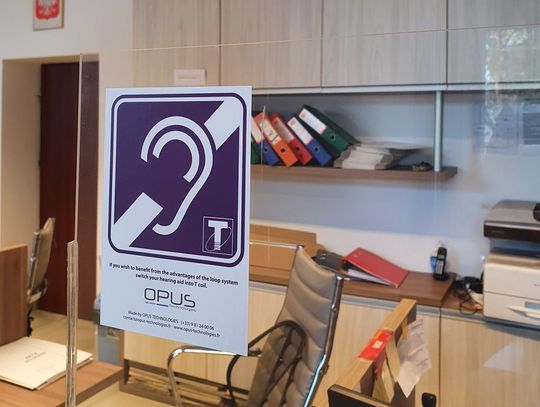 Powiat tomaszowski z myślą o słabosłyszących dokupił pętle indukcyjne. Gdzie zamontowano urządzenia?