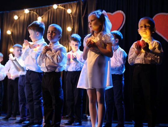 Podczas finału WOŚP w Tomaszowie Lubelskim wystąpiły przedszkolaki.