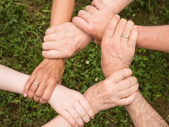 Ośrodek Interwencji Kryzysowej w Tomaszowie Lubelskim uruchamia w maju 2026 roku grupę wsparcia dla osób doświadczających przemocy oraz kryzysów małżeńskich.