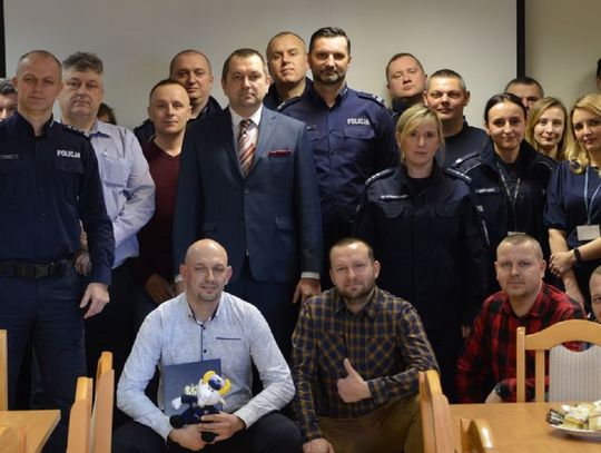 Tomaszowscy policjanci odchodzą na emeryturę. Pożegnano już czterech