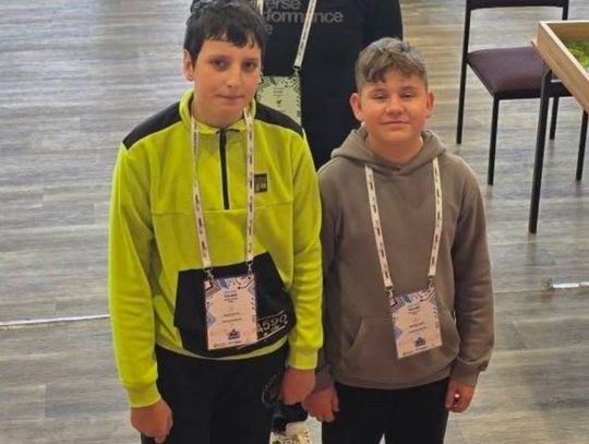 Drużyna Kremówka BOT TwojRobot.pl (Mikołaj Furgała i Kacper Łasocha) zdobyła 2. miejsce w Finale Polski World Robot Olympiad 2026 w kategorii RoboMission Elementary. Tym samym wywalczyli awans na Mistrzostwa Europy World Robot Olympiad 2026 w Zagrzebiu, który odbędzie się 13-16 października.