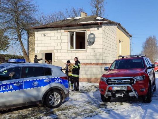 Tragiczny pożar domu w gminie Jarczów. Na łóżku znaleziono częściowo spalone ciało